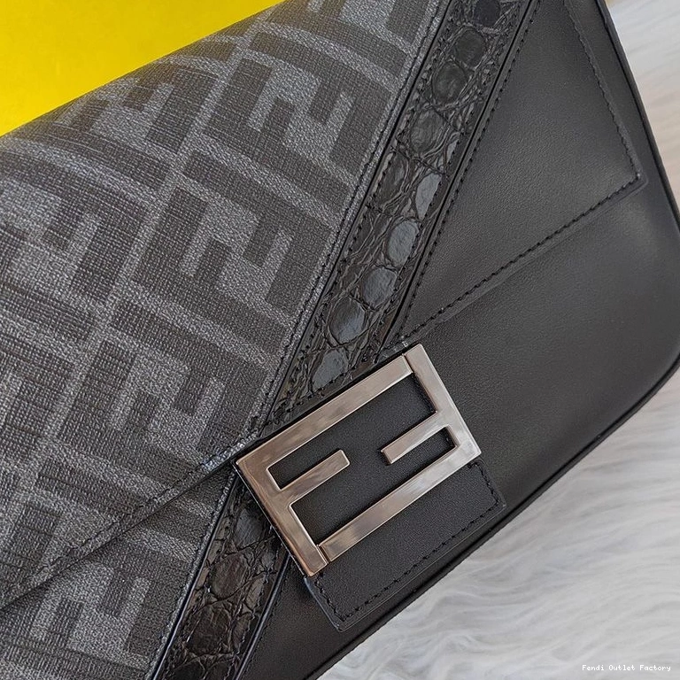 Affordable HOT Motif Black Fabric Baguette Fendi FF Bag Medium In 0807